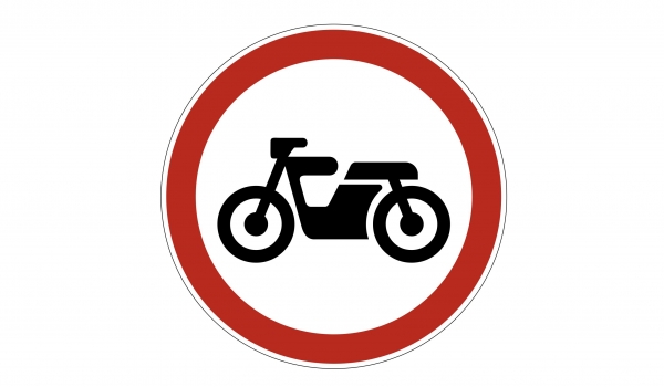 3.5 Движeниe мoтoциклoв зaпpeщeнo